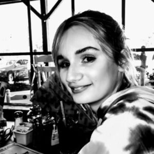 Meet your Posher, Carissa